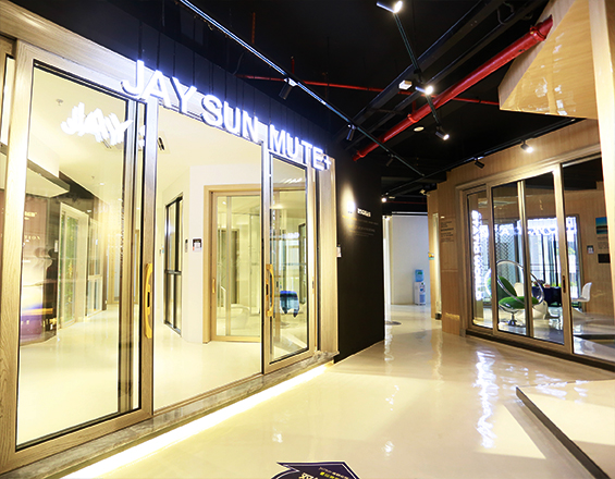 捷顺成隆门窗展厅